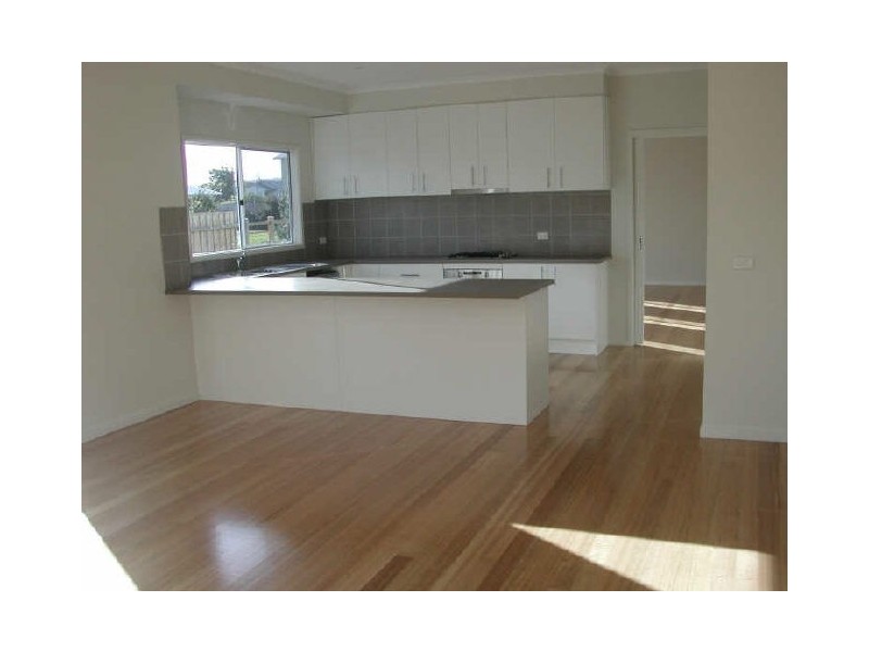 19 Regatta Place, Inverloch VIC 3996