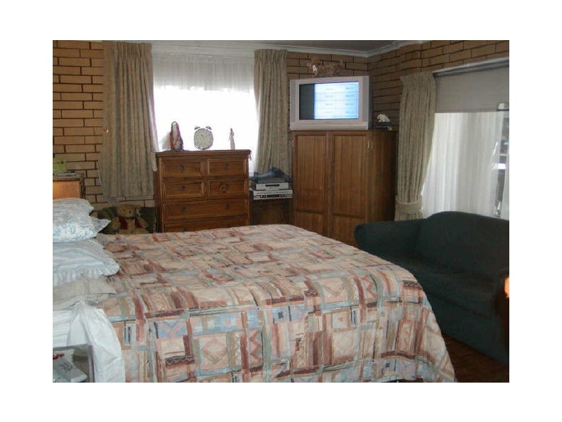 41 Sandymount Avenue, Inverloch VIC 3996