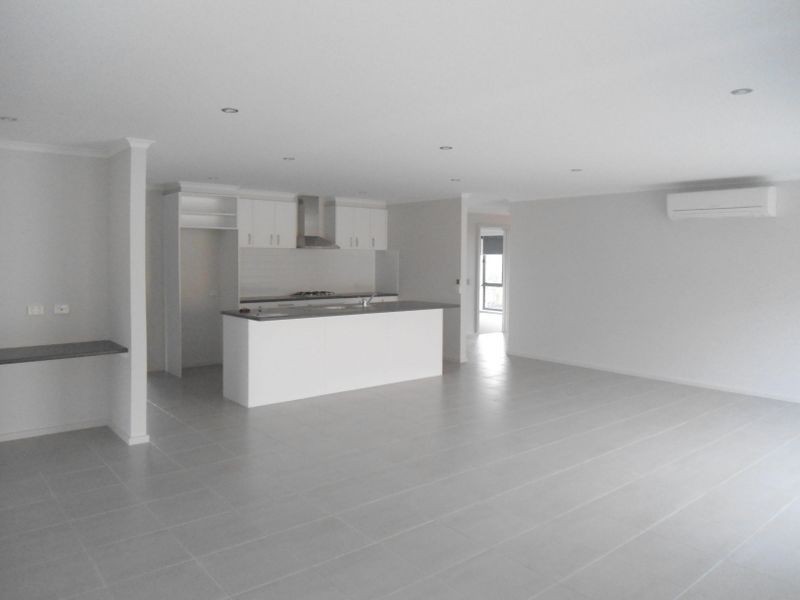 16 Lavender Place, Inverloch VIC 3996