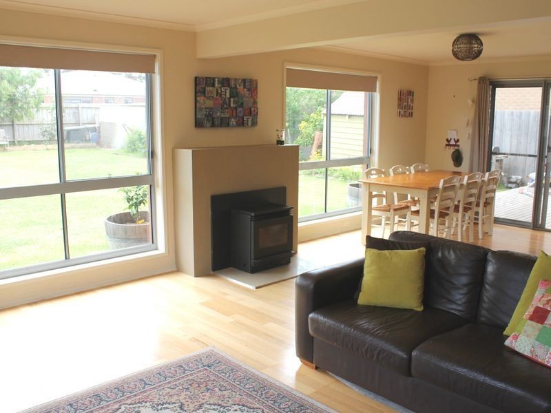 6 Meridian Court, Inverloch VIC 3996