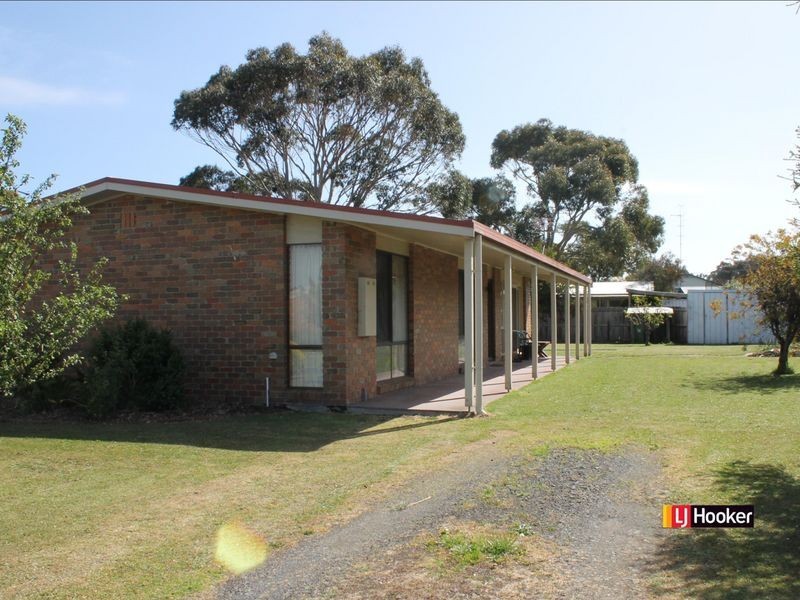 9 Youll Grove, Inverloch VIC 3996
