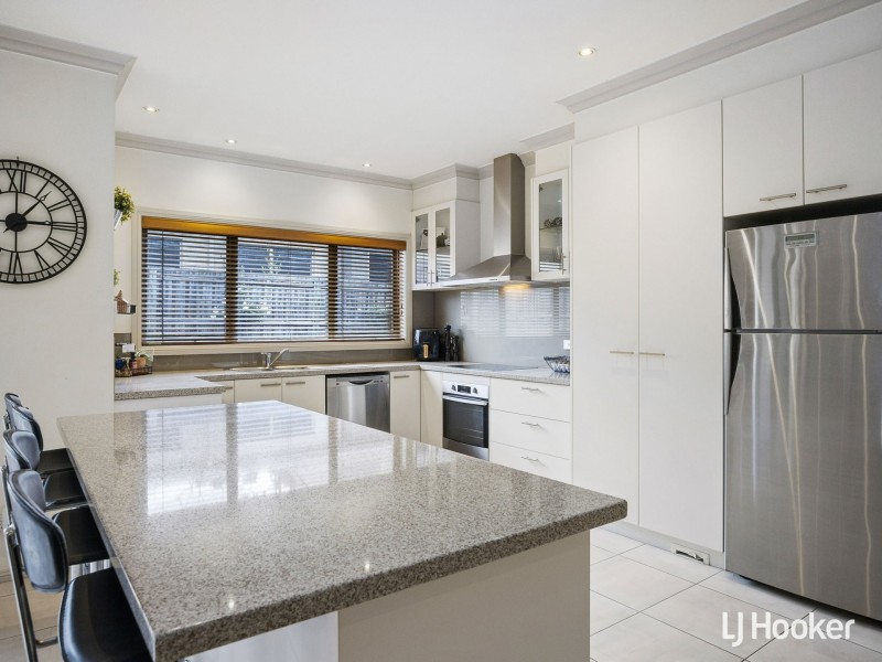 31 Woodland Heath Drive, Inverloch VIC 3996