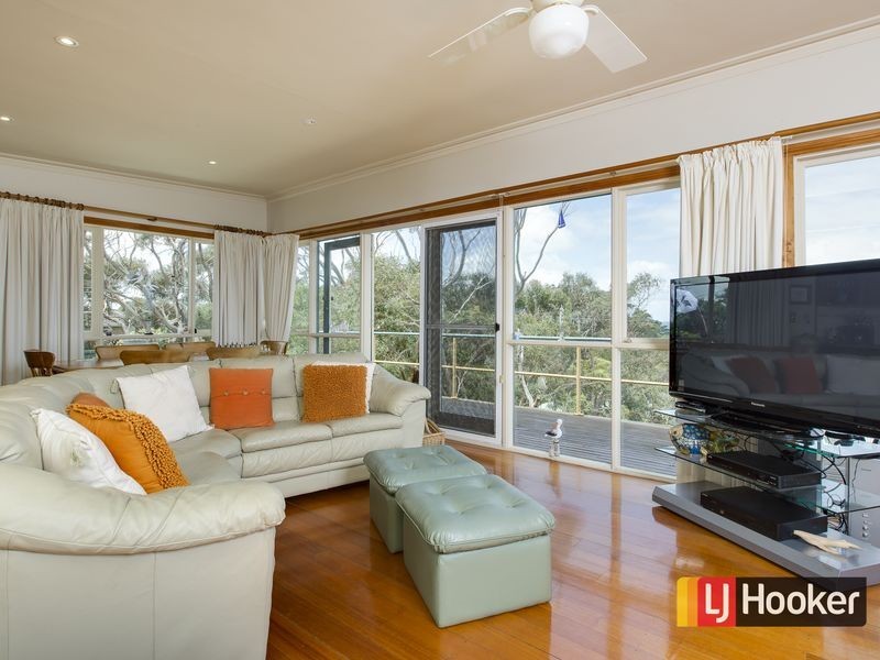1 Nardoo Street, Cape Paterson VIC 3995
