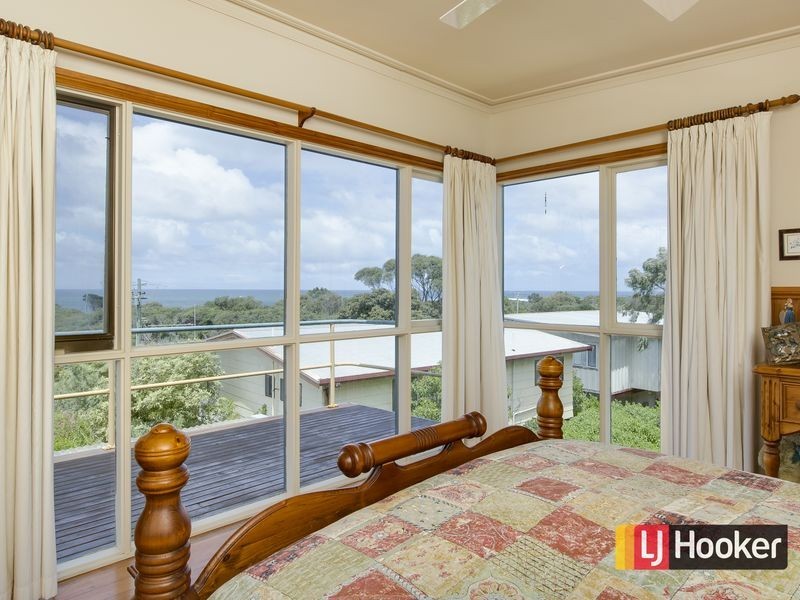 1 Nardoo Street, Cape Paterson VIC 3995