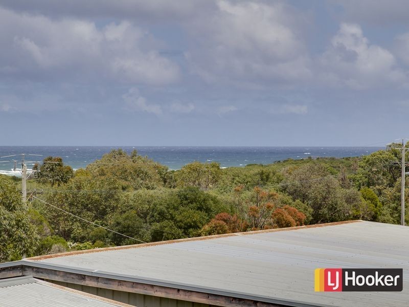 1 Nardoo Street, Cape Paterson VIC 3995