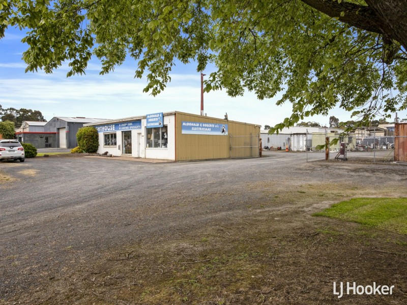 15-17 Ashenden Street, Leongatha VIC 3953