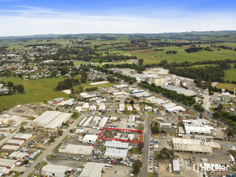 15-17 Ashenden Street, Leongatha VIC 3953