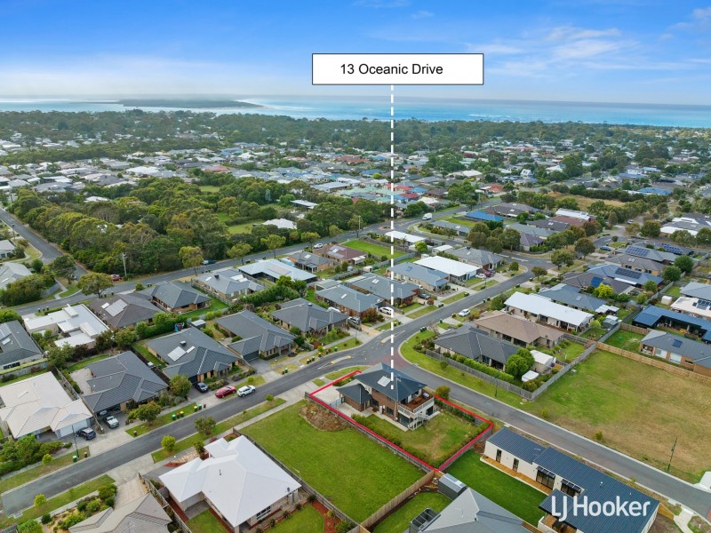 13 Oceanic Drive, Inverloch VIC 3996