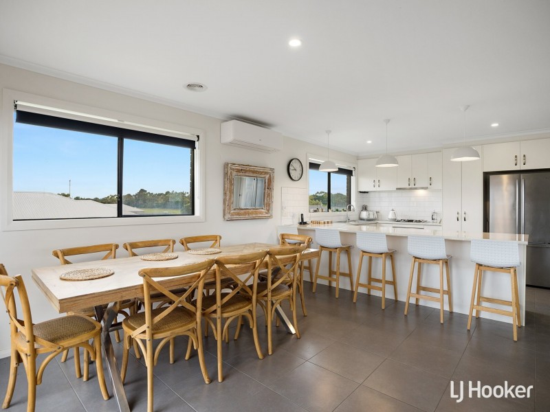 13 Oceanic Drive, Inverloch VIC 3996