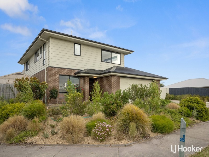 13 Oceanic Drive, Inverloch VIC 3996