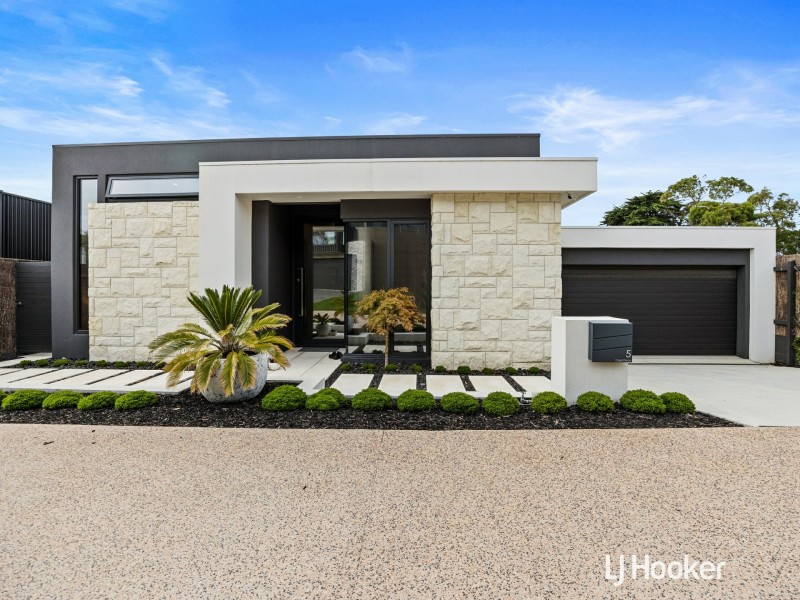 5 Capri Place, Inverloch VIC 3996