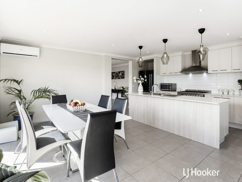 7 Albatross Drive, Inverloch VIC 3996