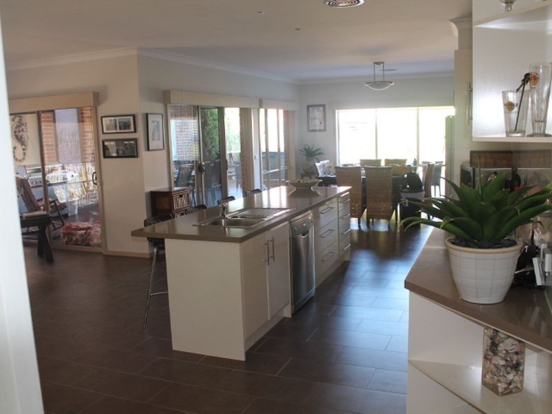 11 Beachcomber Drive, Inverloch VIC 3996