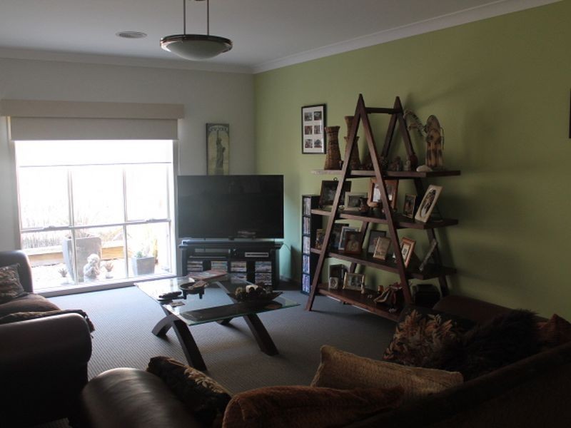 11 Beachcomber Drive, Inverloch VIC 3996