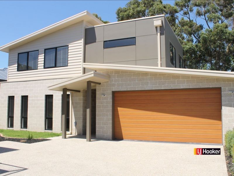 2/6 Russell Street, Inverloch VIC 3996