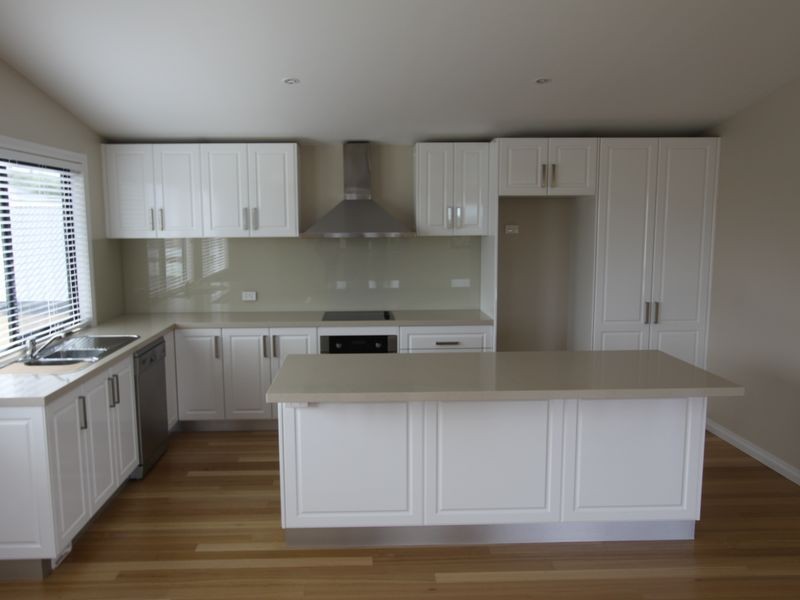 2/6 Russell Street, Inverloch VIC 3996