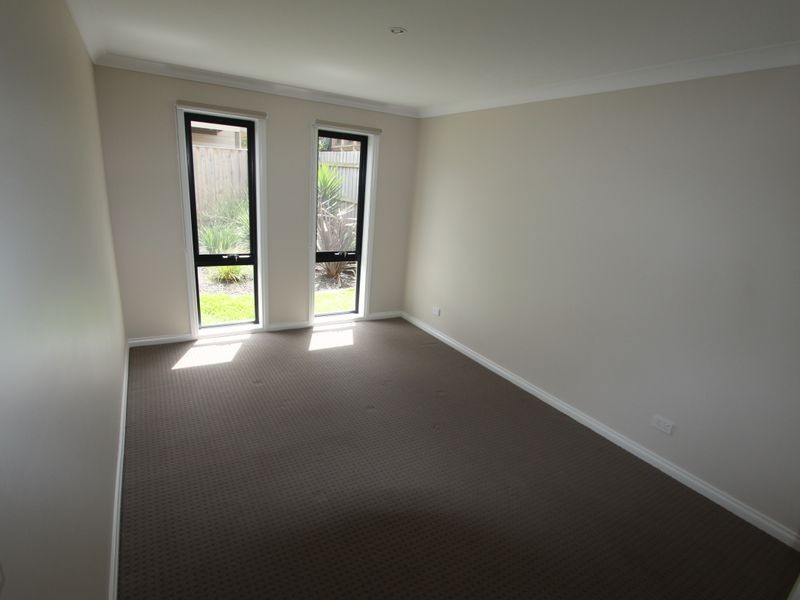 2/6 Russell Street, Inverloch VIC 3996