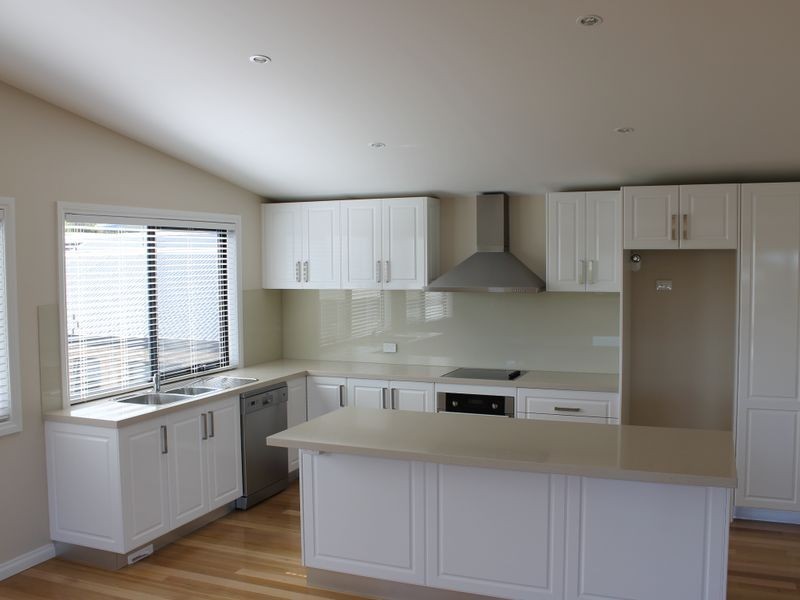 2/6 Russell Street, Inverloch VIC 3996