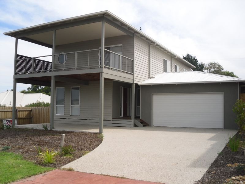 6 Ceres Place, Inverloch VIC 3996