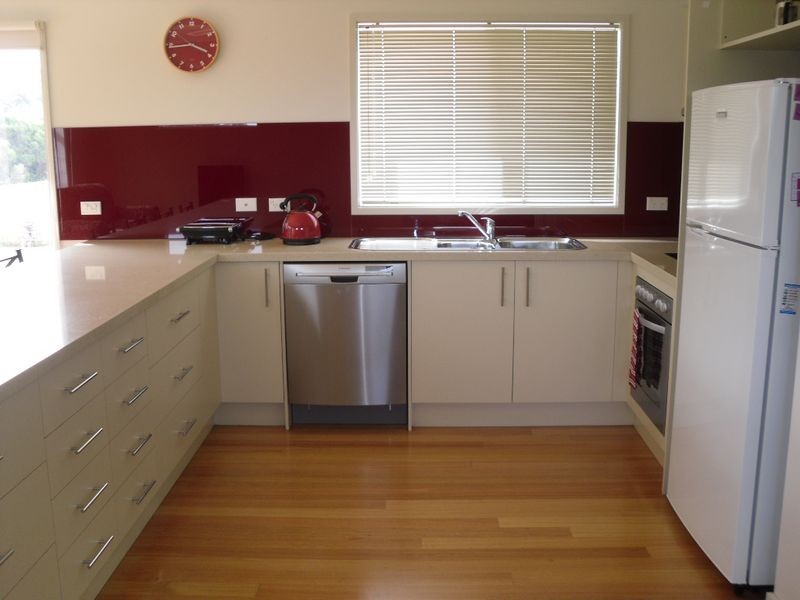 6 Ceres Place, Inverloch VIC 3996