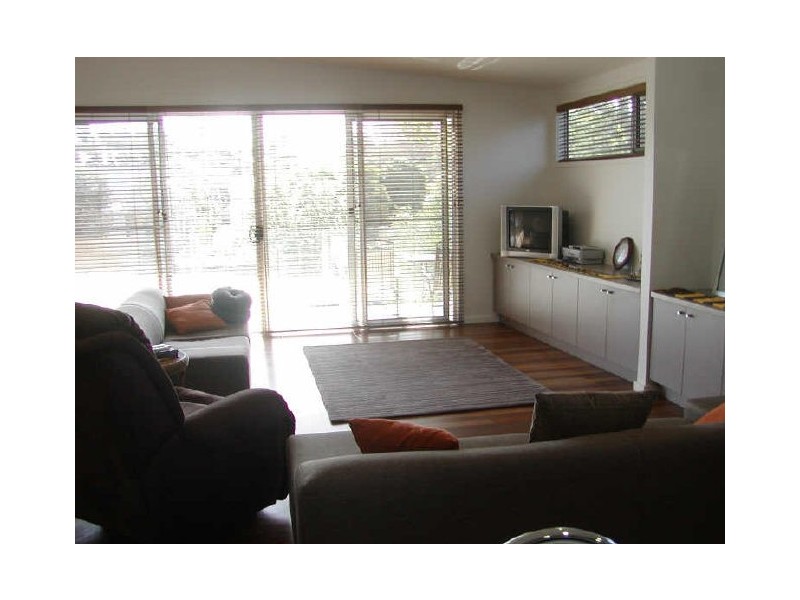 Unit 2/26 Hopetoun Street, Inverloch VIC 3996