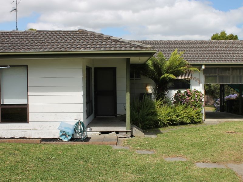 35 Garden Crescent, Inverloch VIC 3996