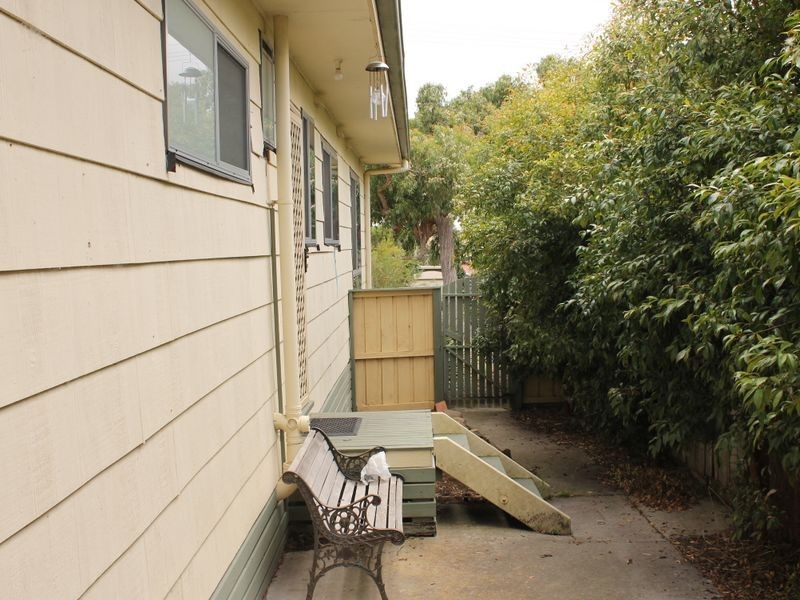 16 Hamilton Street, Inverloch VIC 3996