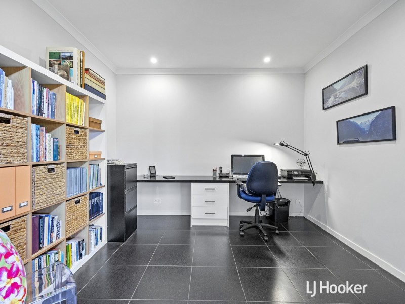 2 Honeyeater Circuit, Inverloch VIC 3996