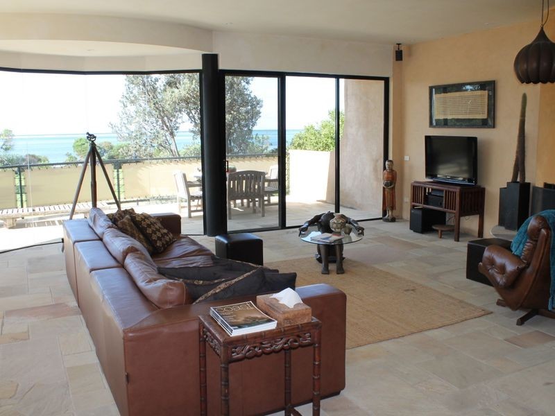 55 The Esplanade, Inverloch VIC 3996