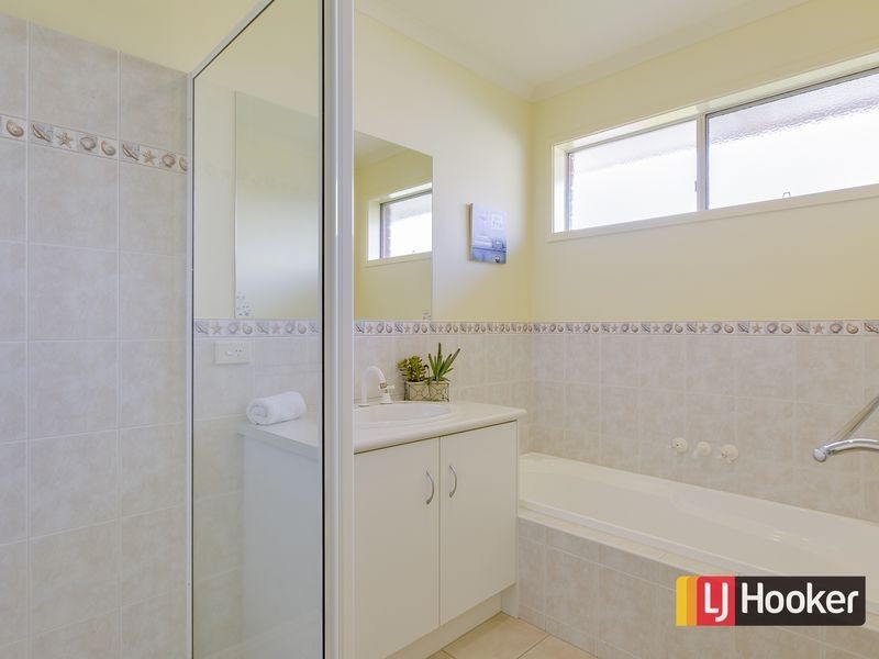 2 Usher Court, Inverloch VIC 3996