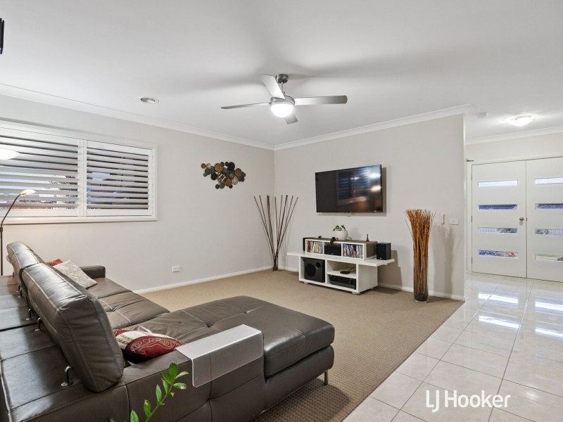 34 Honeyeater Circuit, Inverloch VIC 3996