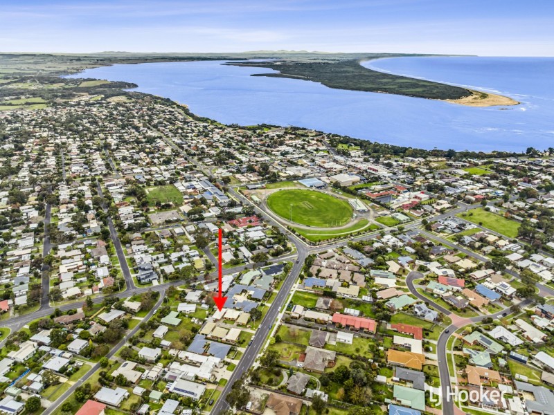 Unit 6/6-8 Powlett Street, Inverloch VIC 3996