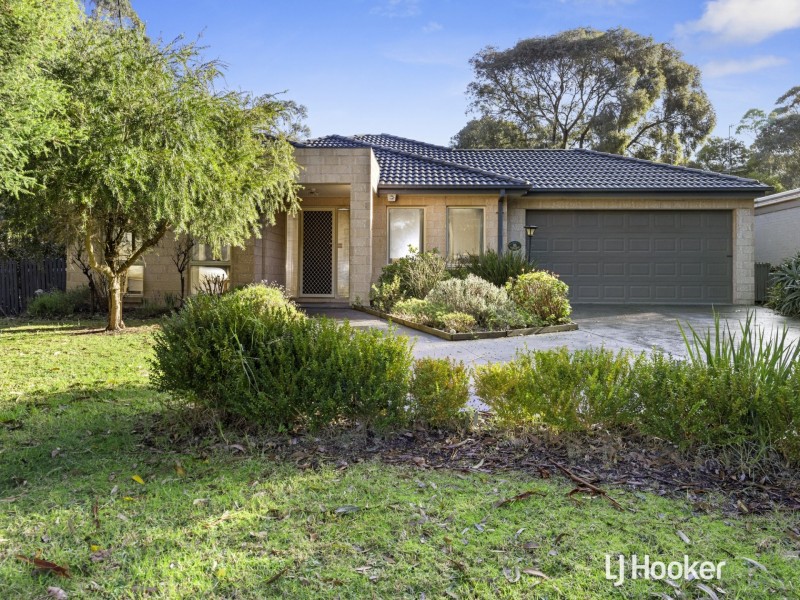 25 Fern Street, Inverloch VIC 3996