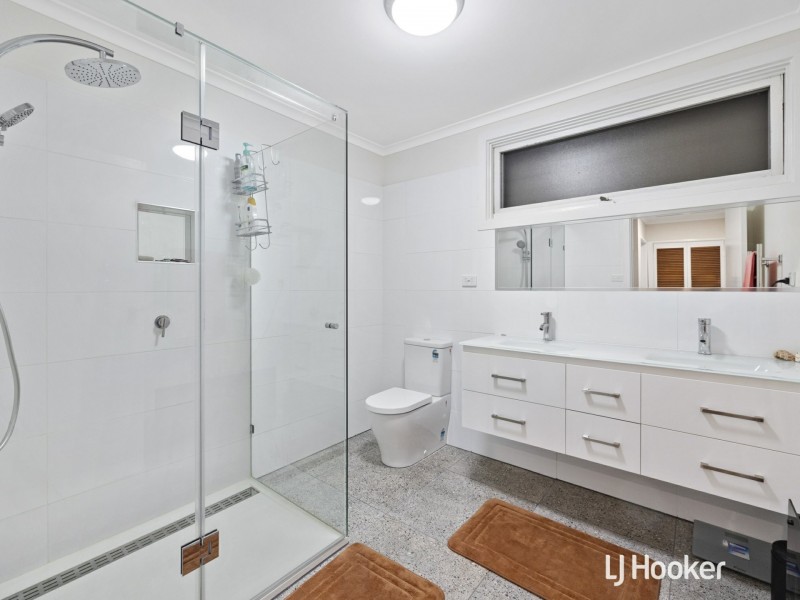 8 Halford Street, Inverloch VIC 3996