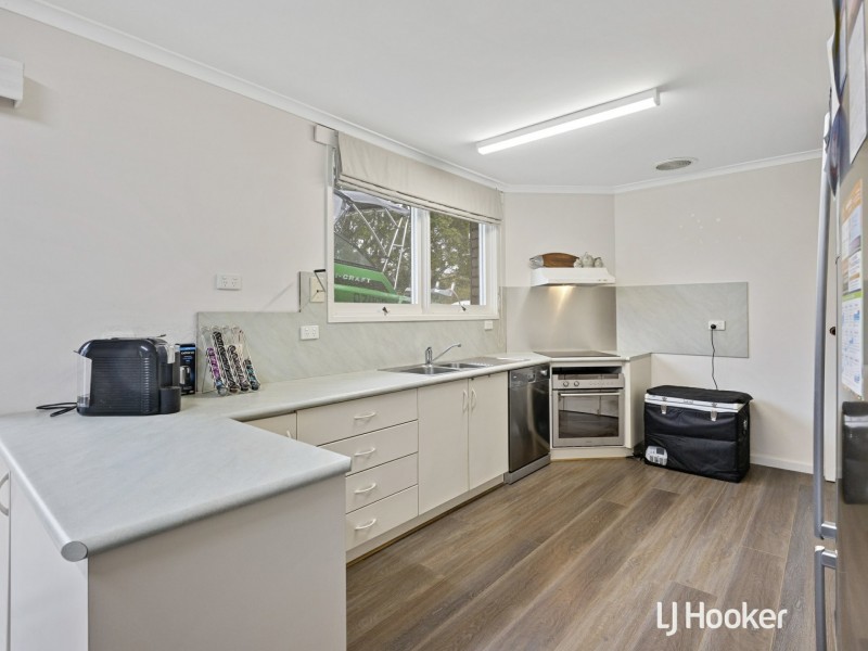 8 Halford Street, Inverloch VIC 3996