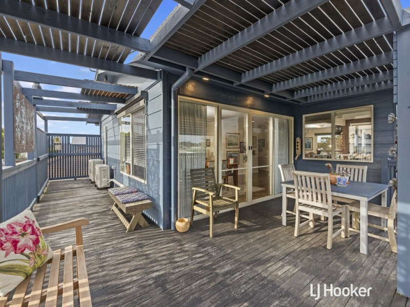 29 Bayview Avenue, Inverloch VIC 3996