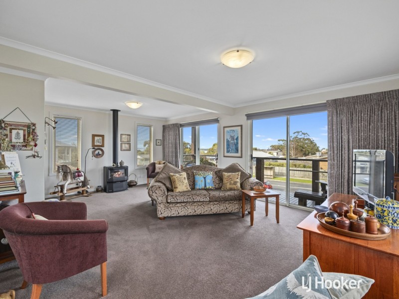 29 Bayview Avenue, Inverloch VIC 3996