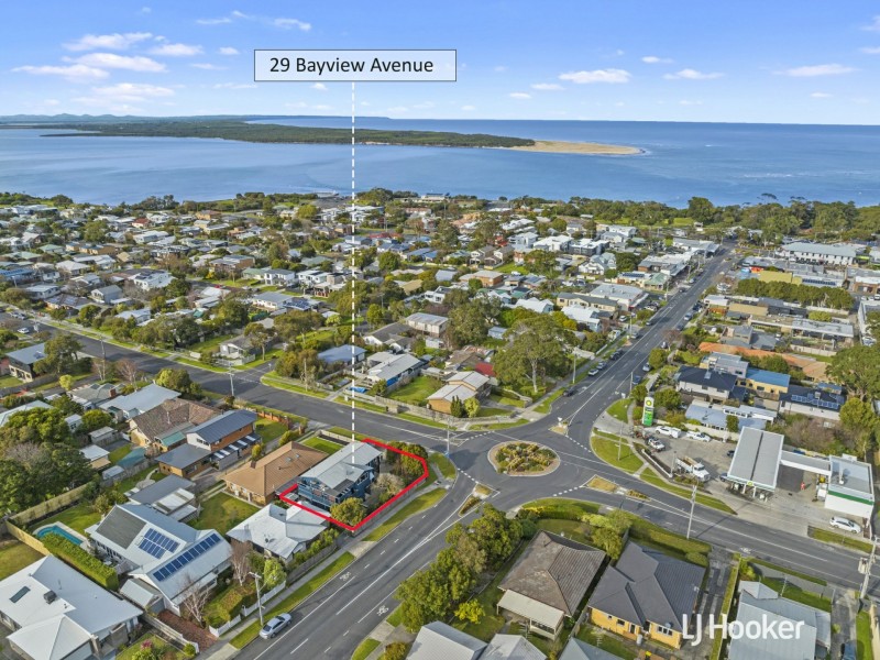 29 Bayview Avenue, Inverloch VIC 3996