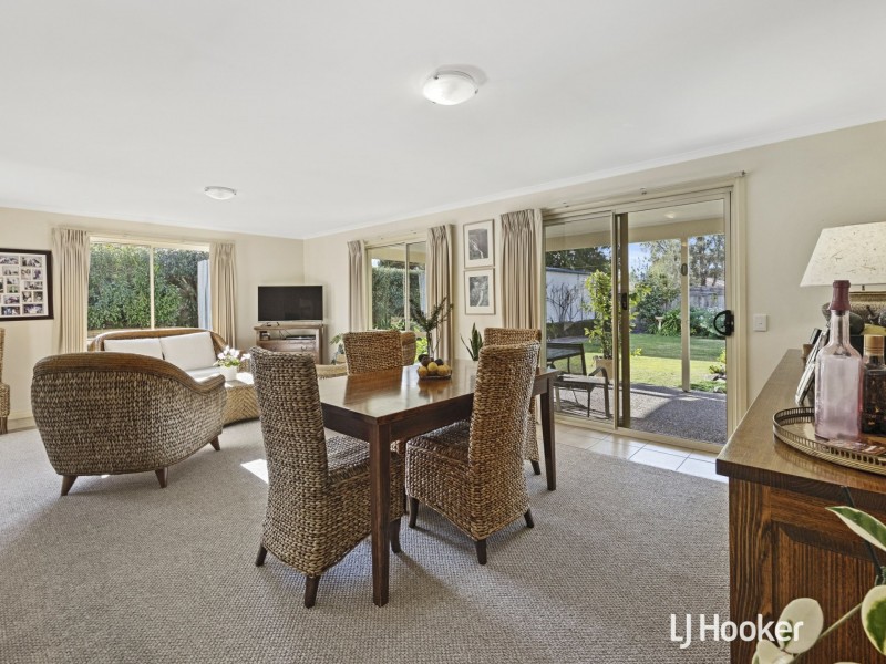 22 Woodland Heath Drive, Inverloch VIC 3996