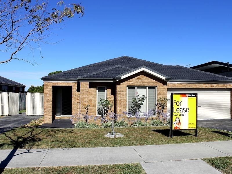 12 Queenscliff Drive, Inverloch VIC 3996