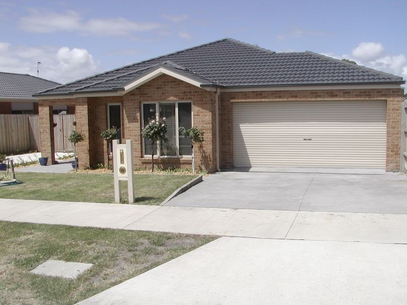 12 Queenscliff Drive, Inverloch VIC 3996