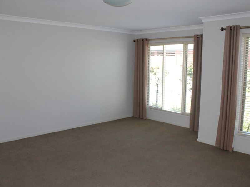 12 Queenscliff Drive, Inverloch VIC 3996