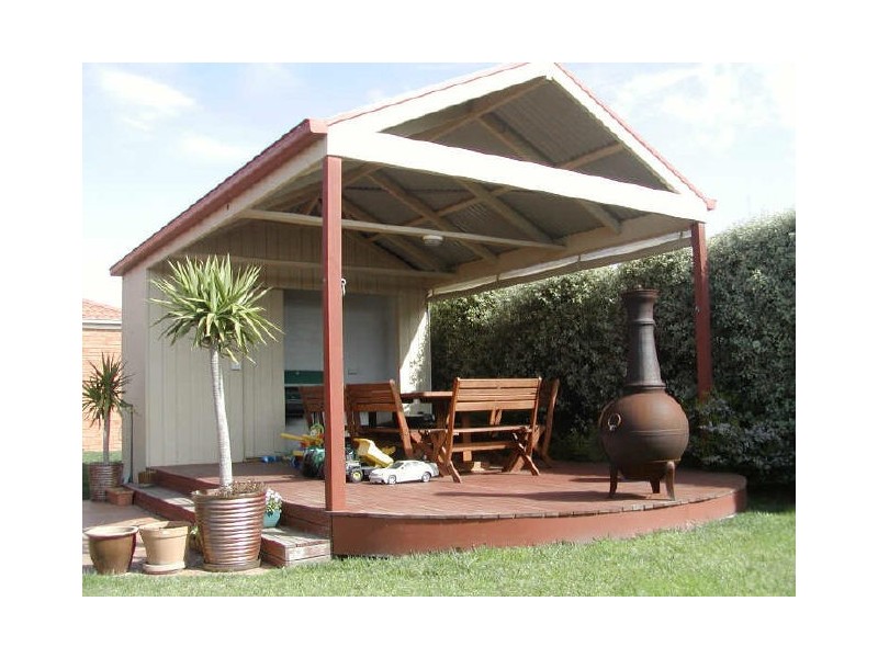 25 Royal Parade, Inverloch VIC 3996