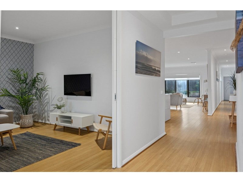 53 Woodland Heath Drive, Inverloch VIC 3996