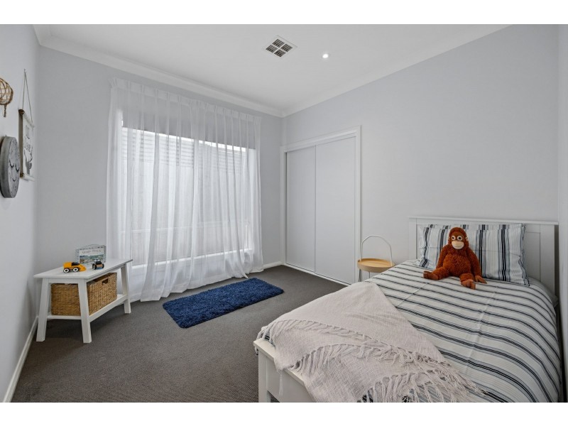 53 Woodland Heath Drive, Inverloch VIC 3996