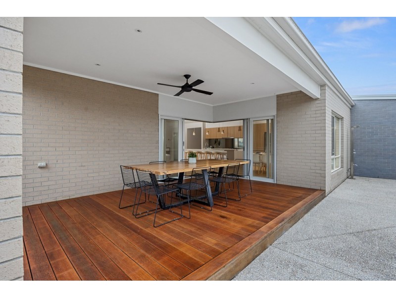 53 Woodland Heath Drive, Inverloch VIC 3996