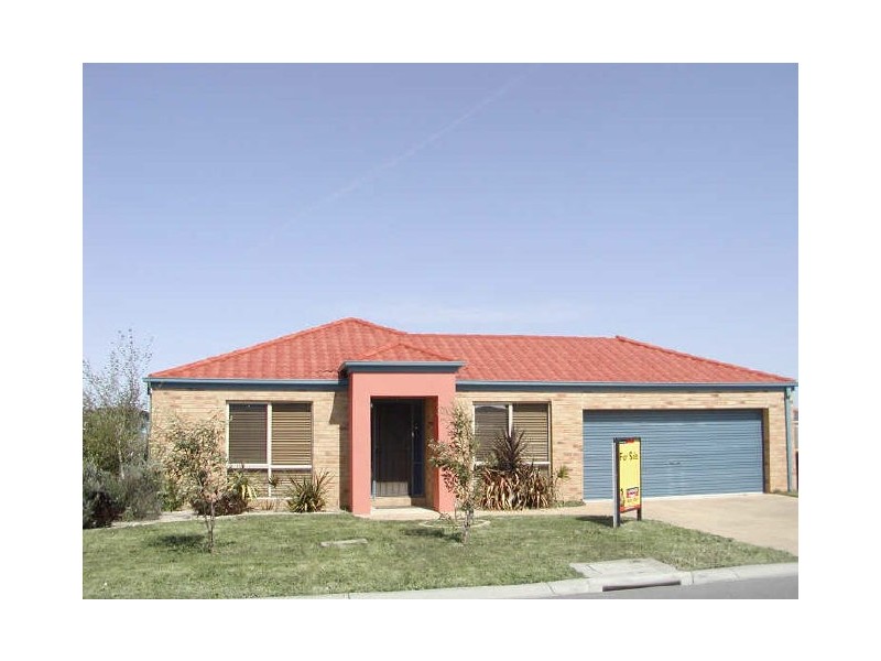 16 Mariner Place, Inverloch VIC 3996