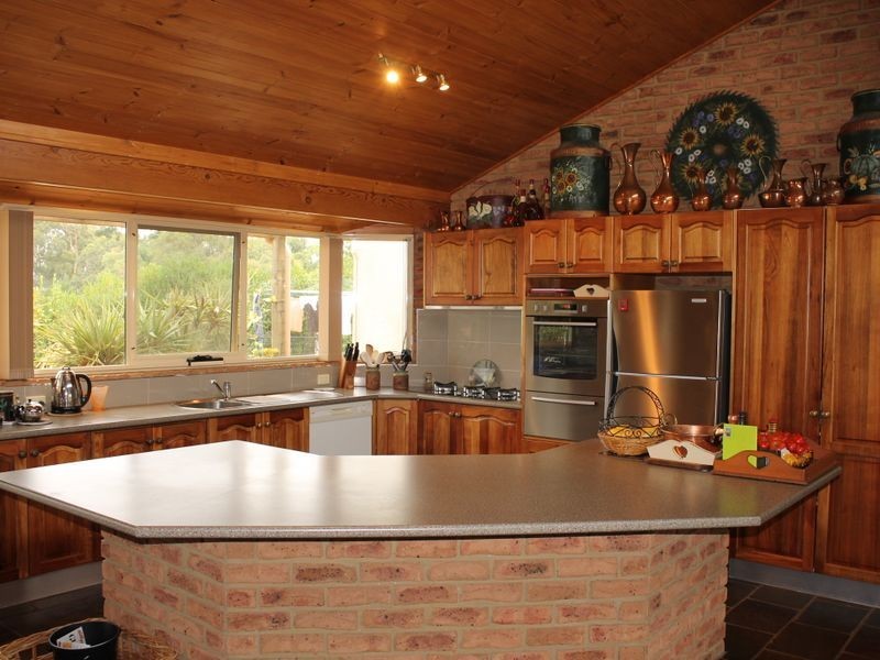 110 McIlwaine Street, Meeniyan VIC 3956