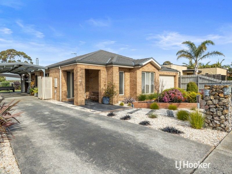 12 Queenscliff Drive, Inverloch VIC 3996