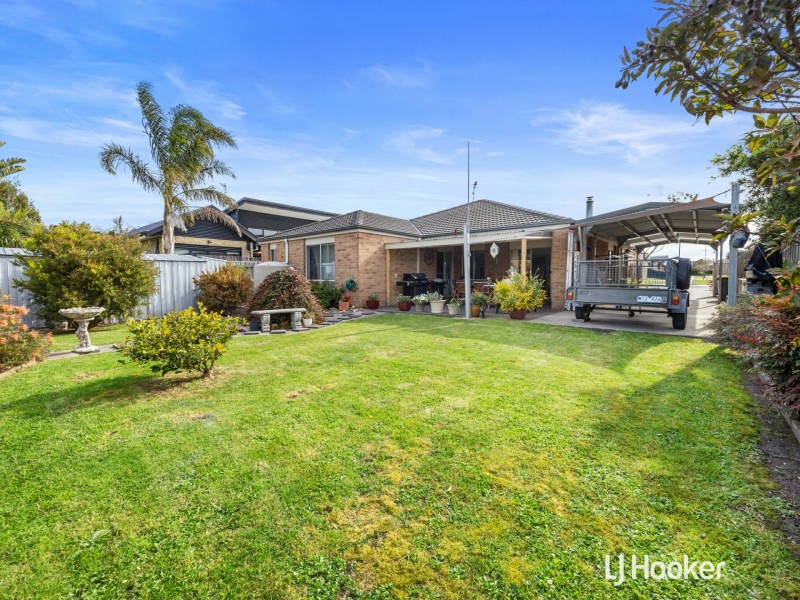 12 Queenscliff Drive, Inverloch VIC 3996